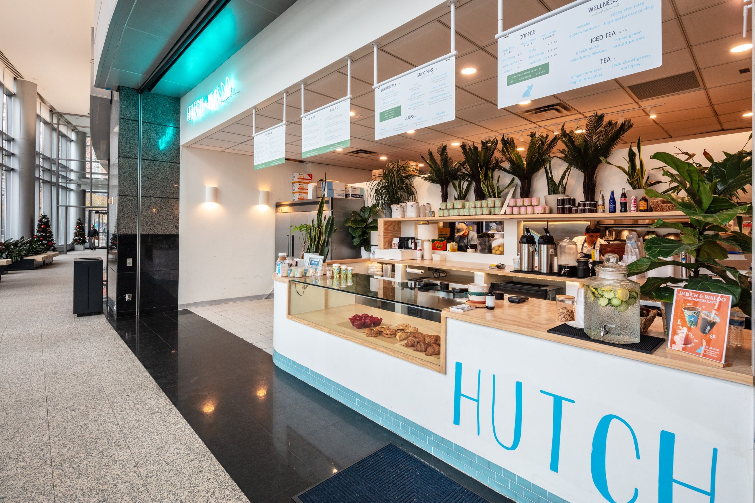 Hutch and Waldo cafe